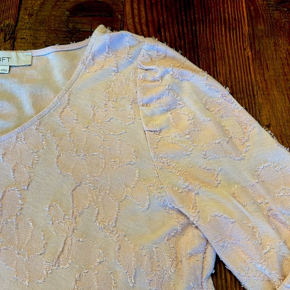 Loft Long Sleeve Shirt Pale Pink Floral Design Size L - Picture 4 of 5